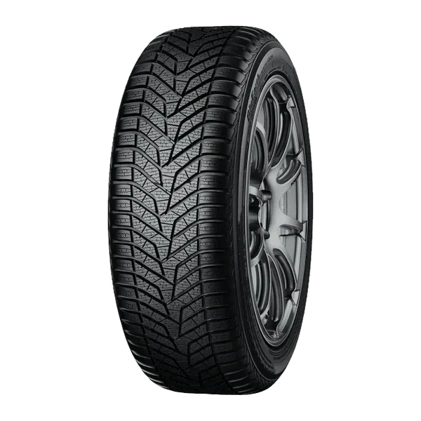 Yokohama BluEarth*Winter V905